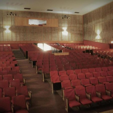 Backstage Theatre Room Tsumeb Exteriér fotografie