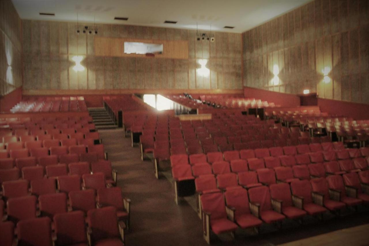 Backstage Theatre Room Tsumeb Exteriér fotografie